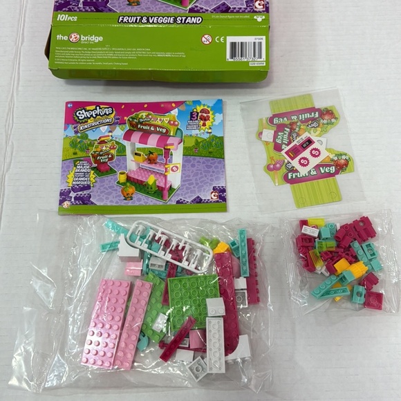 Shopkins Kinstructions Fruit & Veggie Stand 101 pcs - Picture 4 of 7